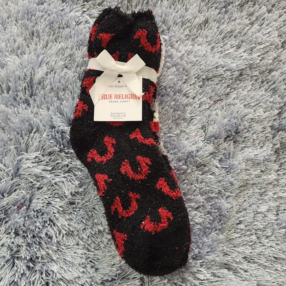 True Religion 3 Pair Multicolor Logo Fuzzy Slipper Socks